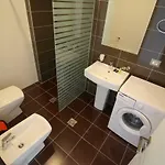 International 게스트하우스 3*
