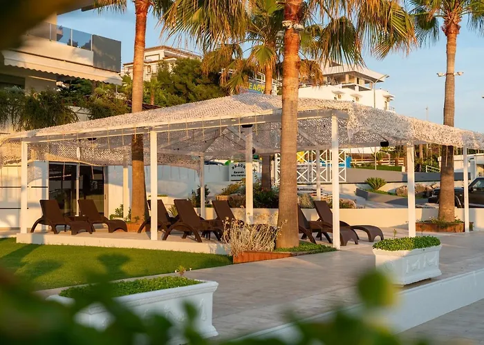 International 3* Sarandë
