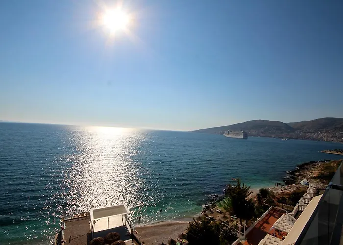 International 3* Sarandë