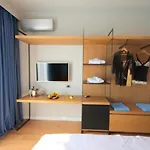 International 3*