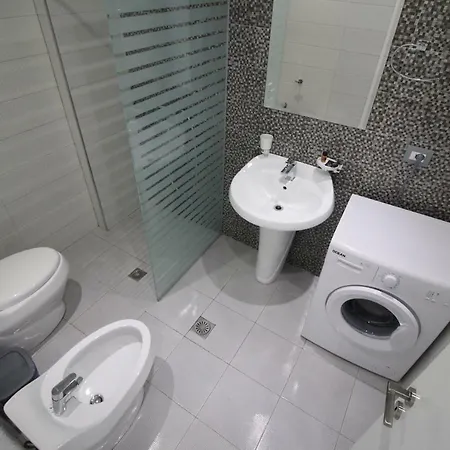 International Vendégház 3*